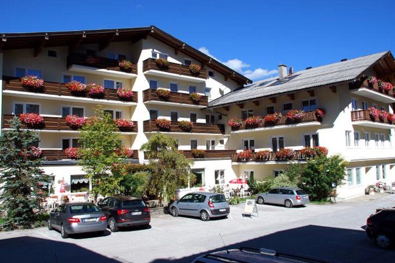 Post Hotel Ramsau am Dachstein Exterior photo